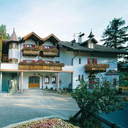 Hotel Waldheim Belvedere Brixen Exteriör bild