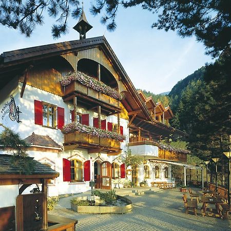 Hotel Waldheim Belvedere Brixen Exteriör bild