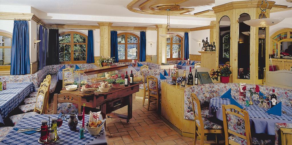 Hotel Waldheim Belvedere Brixen Exteriör bild