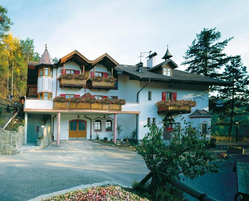 Hotel Waldheim Belvedere Brixen Exteriör bild