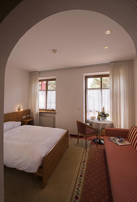 Hotel Waldheim Belvedere Brixen Exteriör bild
