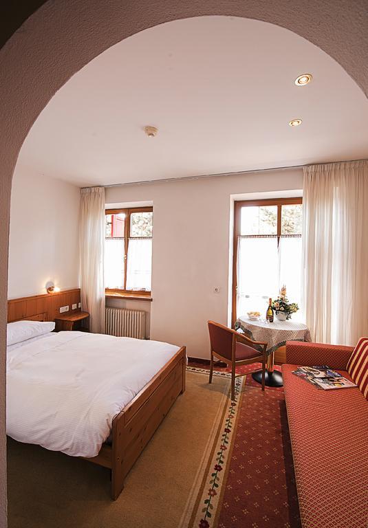Hotel Waldheim Belvedere Brixen Exteriör bild
